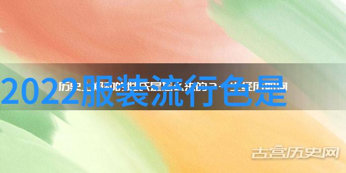 2021秋冬时尚指南深邃蓝与鲜艳橙的卫衣风潮